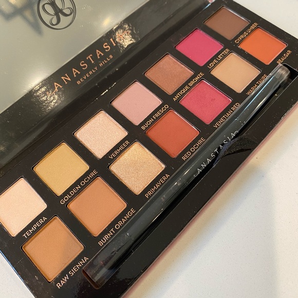 Anastasia Beverly Hills Other - Anastasia Beverly Hills Modern Renaissance Palette